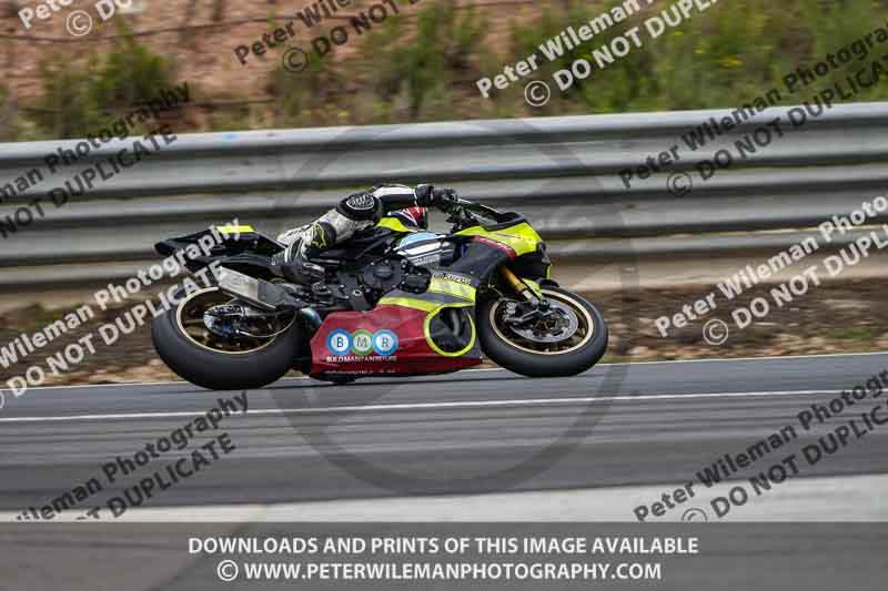 cadwell no limits trackday;cadwell park;cadwell park photographs;cadwell trackday photographs;enduro digital images;event digital images;eventdigitalimages;navarra;no limits trackdays;peter wileman photography;racing digital images;trackday digital images;trackday photos